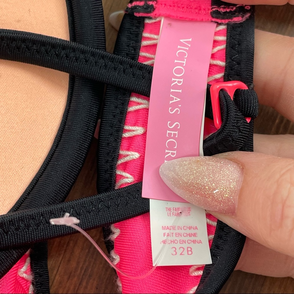 Victoria's Secret Coral Surf Crochet Bikini Top size 32B - Picture 6 of 7